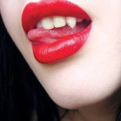 Spirit Halloween Small Vampire Fangs - Deluxe -Cheap Trick Or Treat Hub Store 00701342 c