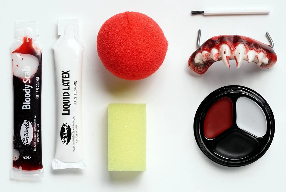 Spirit Halloween Killer Clown Makeup Kit 1 Spirit Halloween Killer Clown Makeup Kit